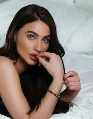 Aria Rose