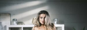Ashlyn Shaw pussy play babe long legs and topless